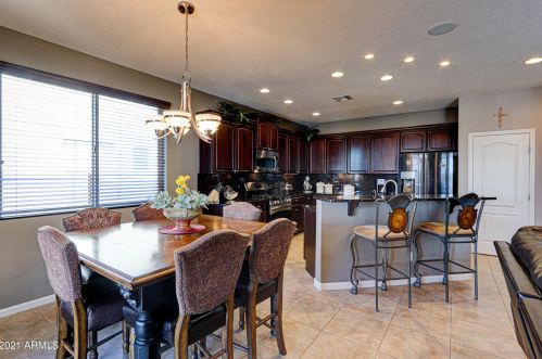 5187 Pueblo Dr, Eloy AZ  85131-3099 exterior