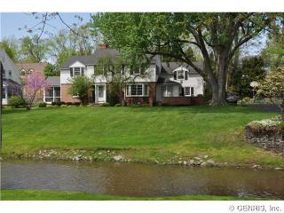 56 Stonybrook Dr, Rochester, NY 14618-3106