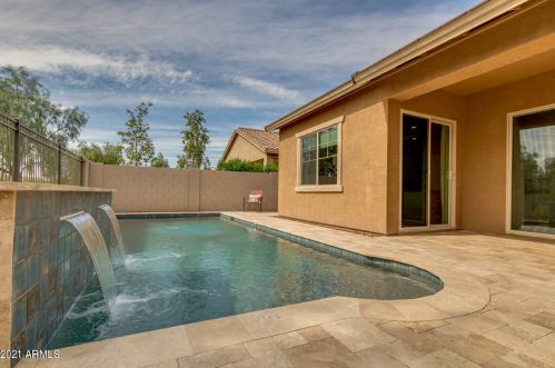 4926 Quiet Way, Gilbert AZ  85298-0648 exterior