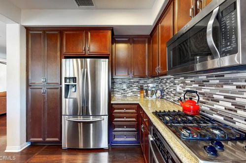 3244 Ventura Rd, Oxnard CA  93036-5459 exterior