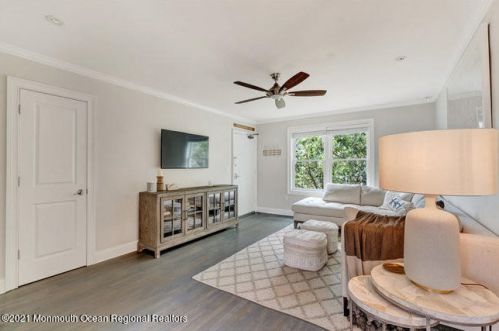 300 Deal Lake Dr, Tinton Falls NJ  07712-5136 exterior