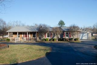 306 Ferguson St, Henryville, IN 47126-9734