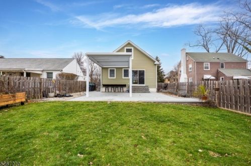 49 Pennsylvania Ave, Flemington NJ  08822-1223 exterior