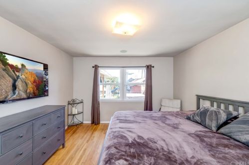 1740 Hickory Ave, Torrance CA 90503-7219 exterior