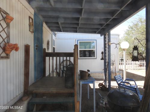 7065 Hot Desert Trl, Tucson, AZ 85743-8822