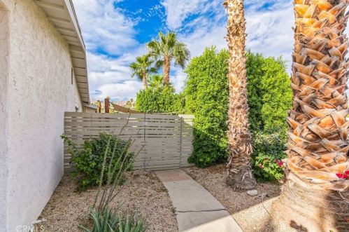 71729 San Gorgonio Rd, Rancho Mirage CA  92270-4245 exterior