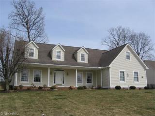 6943 Thicket St, Canton, OH 44708-5834