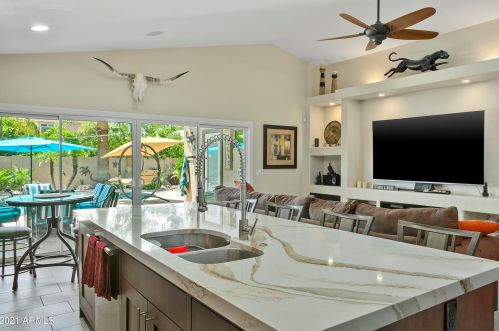 4689 Tulsa St, Chandler AZ  85226-2936 exterior