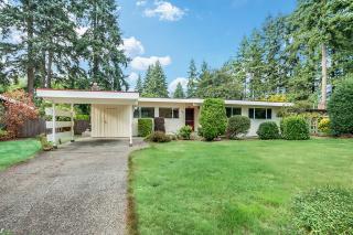 9050 178 St, Bothell WA  98011-3620 exterior