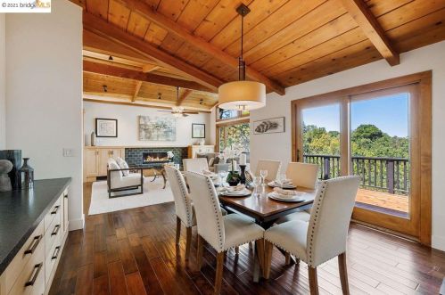 25566 Fernhill Dr, Los Altos CA  94024-6302 exterior