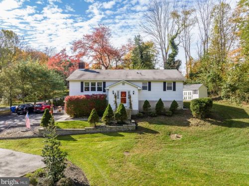 284 Province Line Rd, North Hanover, NJ 08562-2207