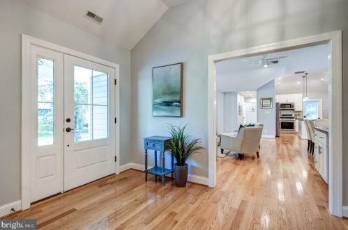 817 Bryn Mawr Ave, Newtown Square PA  19073-4333 exterior