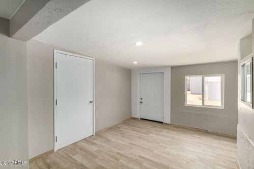 2932 47th Ave, Phoenix AZ  85031-3640 exterior