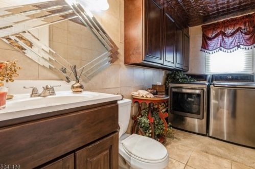 30 Cypress Ave, Verona NJ  07044-1910 exterior