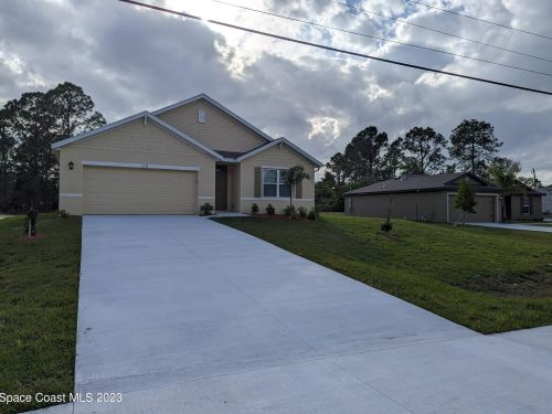 2158 Jupiter Blvd, Melbourne, FL 32908-3319