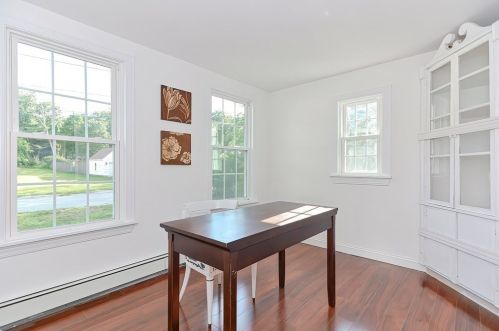 28 Archer St, Wrentham MA  02093-1217 exterior