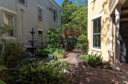 910 Russell St, Covington KY  41011-1427 exterior