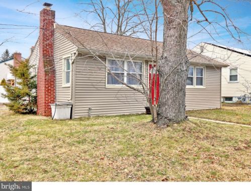 501 2nd Ave, Gloucester, NJ 08031-1414