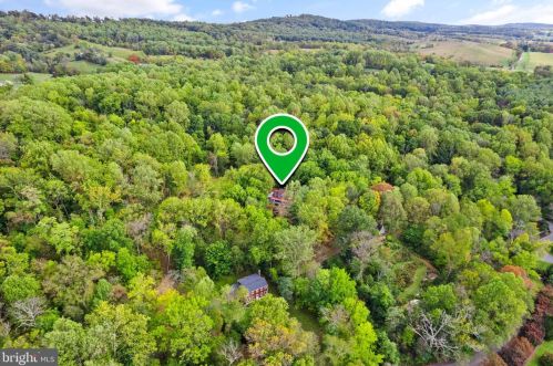 13188 Loyalty Rd, Leesburg VA  20176-6112 exterior