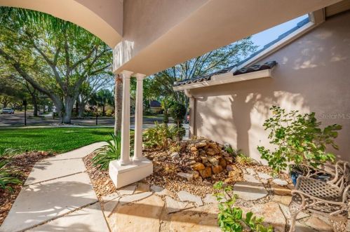 4811 Cross Pointe Dr, Oldsmar FL 34677-5202 exterior