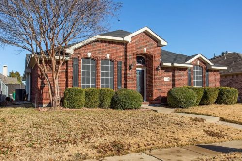 1633 Yellowstone Ave, Lewisville, TX 75077-2461