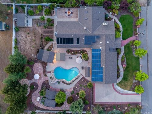 1090 Casteel Ln, Templeton, CA 93465-3805