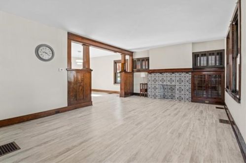 830 5th St, Oakmont, PA 15139-1458