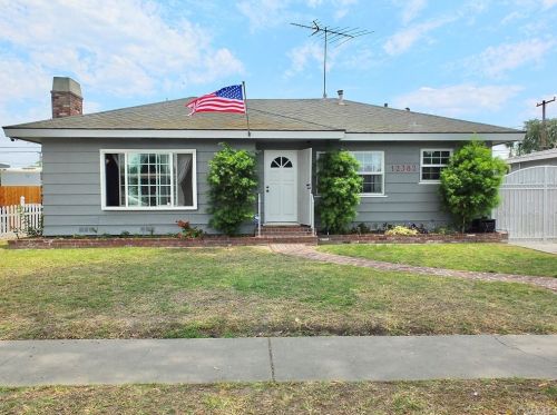 12382 Pine St, Garden Grove, CA 92840-3347