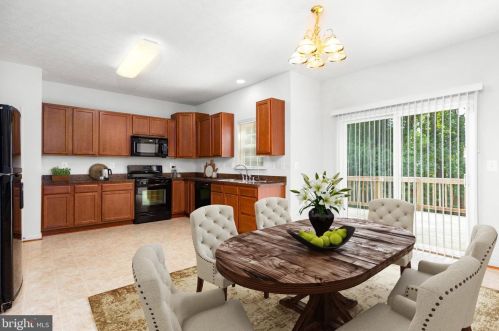 35388 Pheasant Rdg Rd, Locust Grove VA 22508-3109 exterior