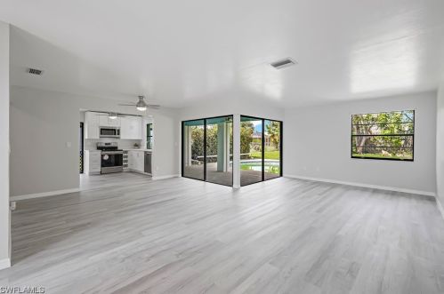 4118 2nd Ave, Cape Coral, FL 33904-8491
