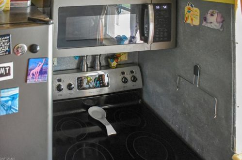 1125 Broad St, Lehigh Acres FL  33936-6521 exterior