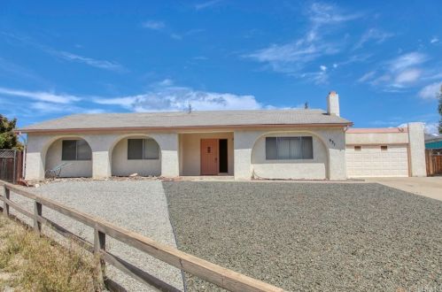 631 Verde Pl, Pismo Beach, CA 93420-4128