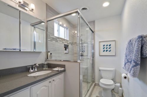 10655 Valley View Dr, Rancho Cordova CA  95670-2468 exterior