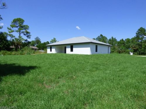 2601 25th St, Lehigh Acres, FL 33976-4057