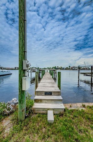 4832 Sunset Blvd, Port Richey FL  34668-6443 exterior