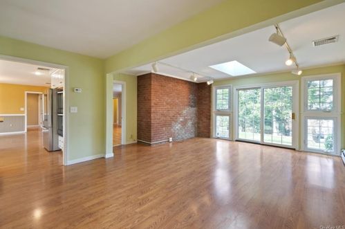 174 Atlantic Ave, Hawthorne NY  10532-1017 exterior