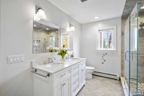 50 Hickory St, Englewood NJ  07632-1539 exterior