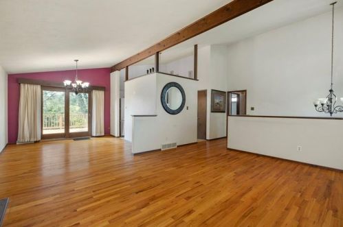116 Fawn Valley Dr, Canonsburg, PA 15317-2706