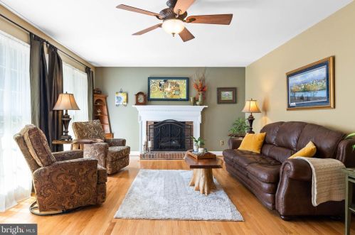 7748 Waterford Dr, Spotsylvania VA  22551-2200 exterior