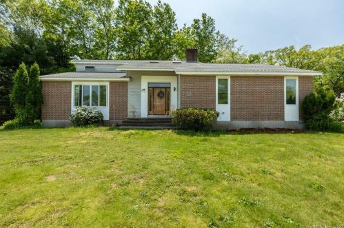 201 West Rd, Wapping, CT 06074-1928