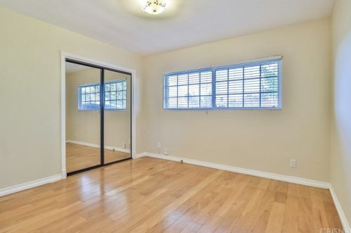 1229 Carmel Dr, Simi Valley CA 93065-4118 exterior