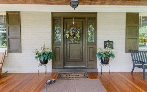 403 Quaker Rd, Sewickley, PA 15143-1164