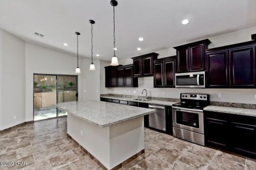3409 Surry Ln, Lake Havasu City, AZ 86406-6208
