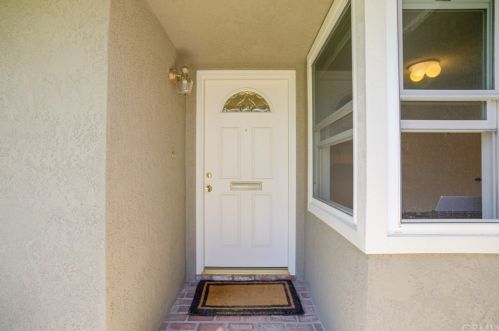 6761 Park Ave, Garden Grove, CA 92845-2916