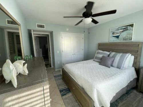 110 Villa Cir, Boynton Beach FL  33435-8902 exterior