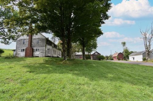 1026 Horseshoe Lake Rd, Swan Lake, NY