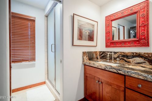 5909 Solcito Ln, Scottsdale AZ 85250-5514 exterior