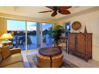 9008 Midnight Pass Rd, Sarasota, FL 34242-2918