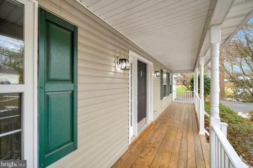 4102 Chris Shan Ct, Fredericksburg, VA 22408-5516