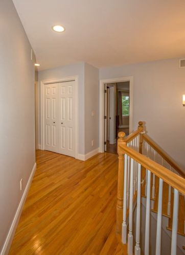 24 Meetinghouse Rd, Granby CT  06035-1626 exterior